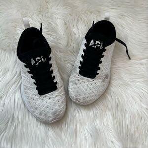[APL] White & Black Techloom Phantom W - Size 5.5